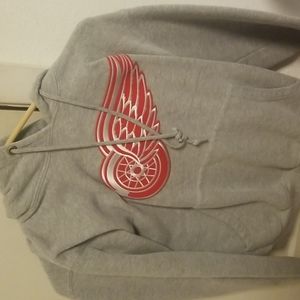 Detroit Red Wings sweatshirt
